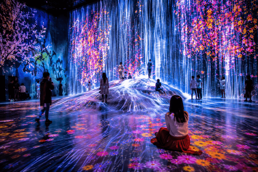Infinite Light and Mirror Spaces