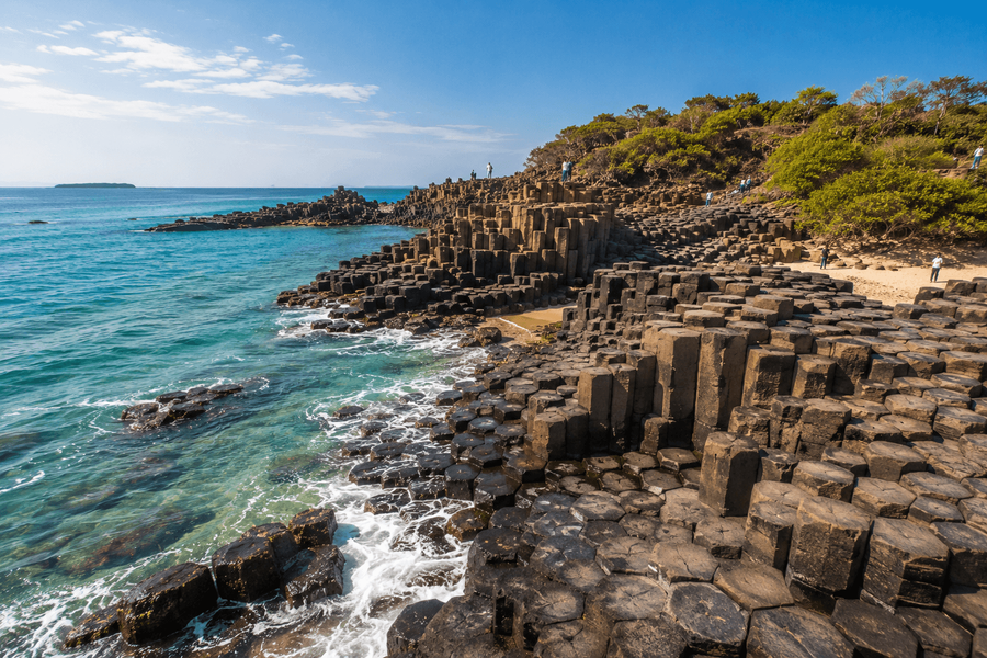Hexagonal Basalt Columns