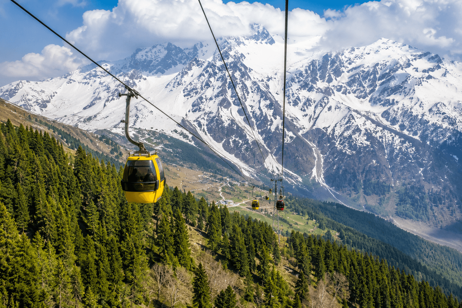 Gondola ride to high altitude