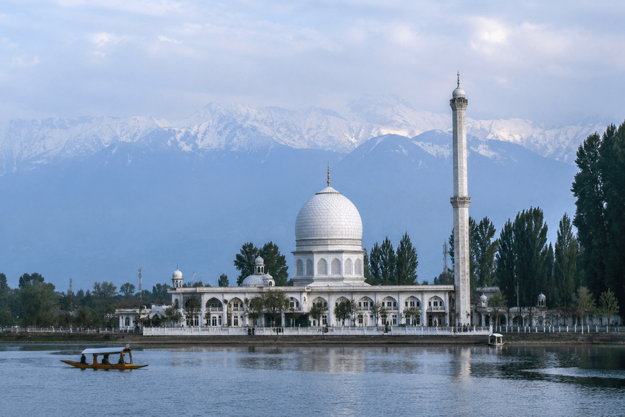 Hazratbal Shrine