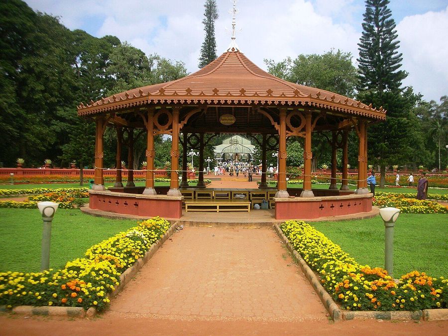 Bandstand Walking Loop