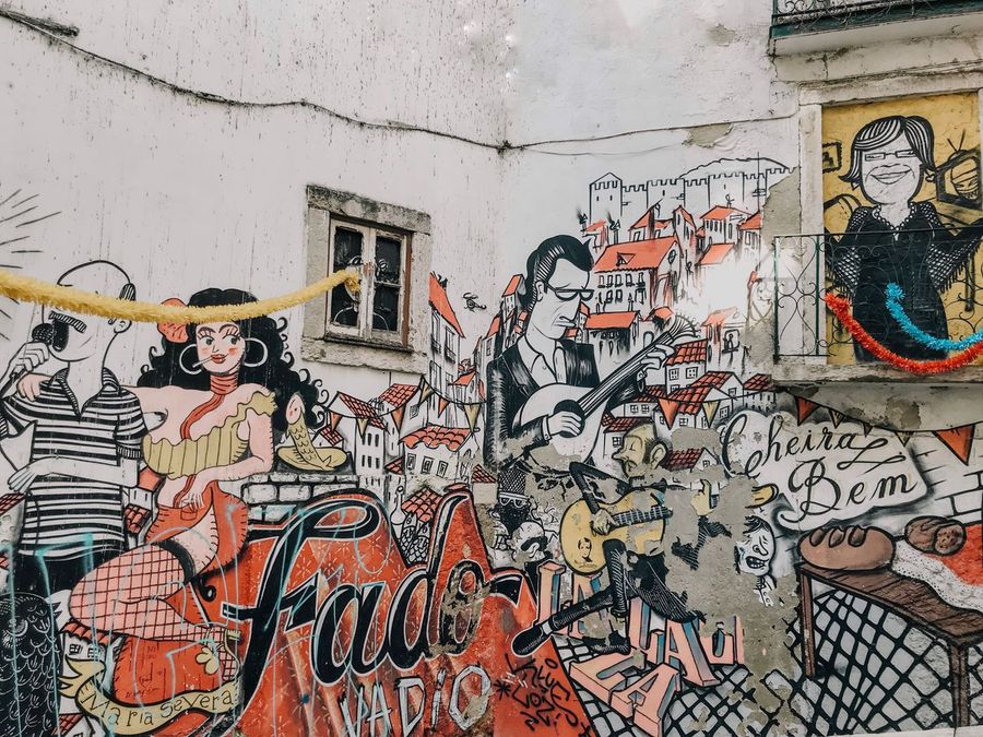 Fado houses