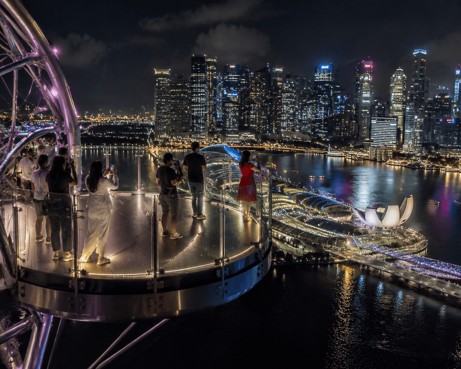 The cantilevered viewing pods