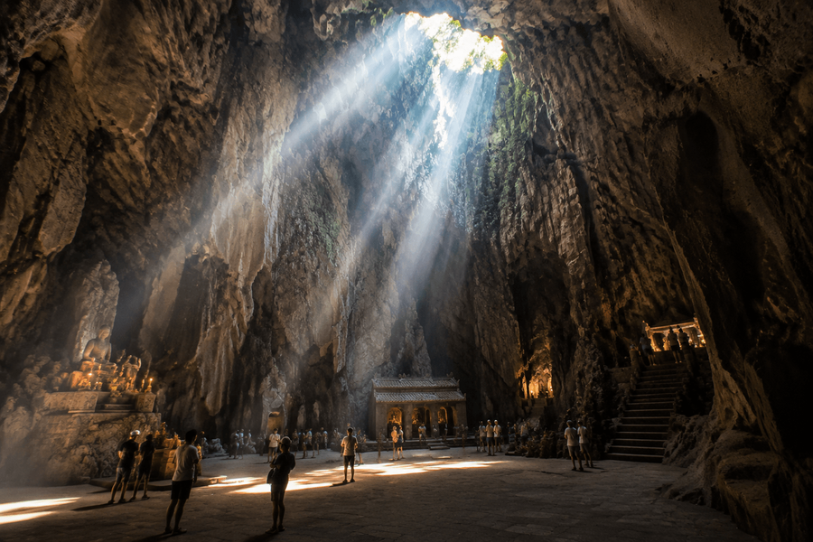 Huyen Khong Cave