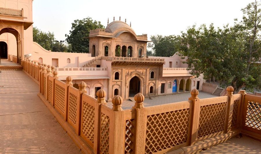 Raja Nahar Singh Palace (Ballabgarh Fort Palace)
