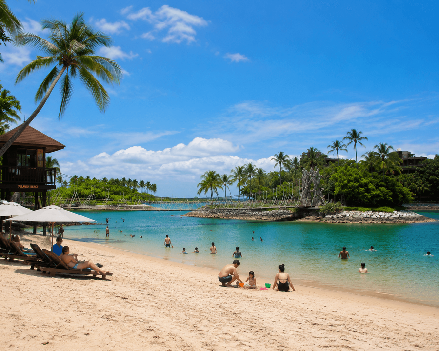 Family-friendly shoreline