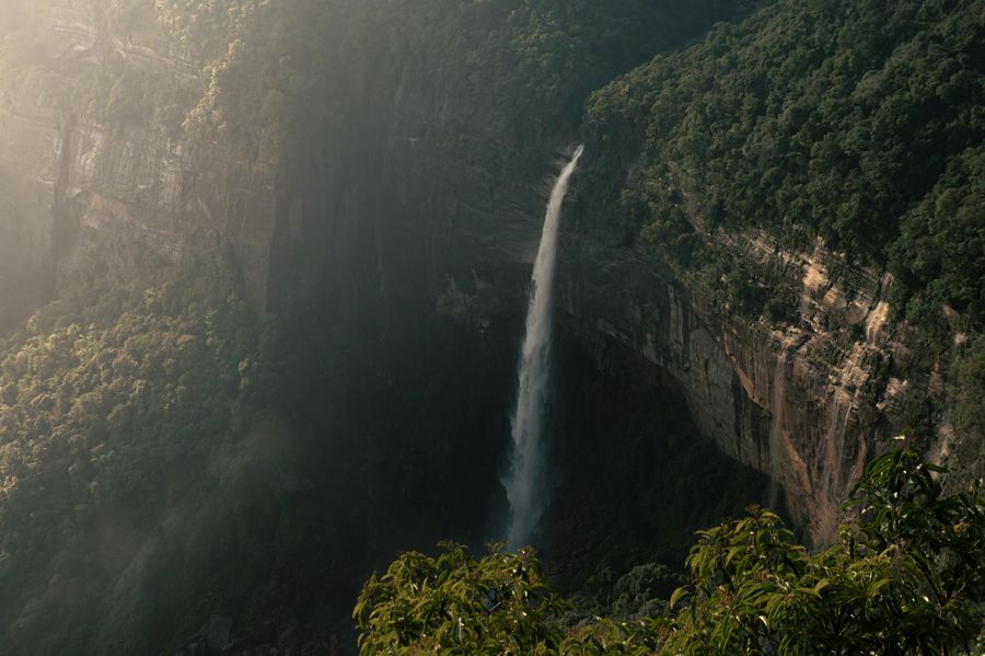 Nohkalikai Falls