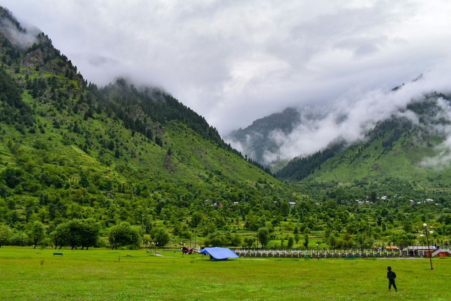 Betaab Valley Ground