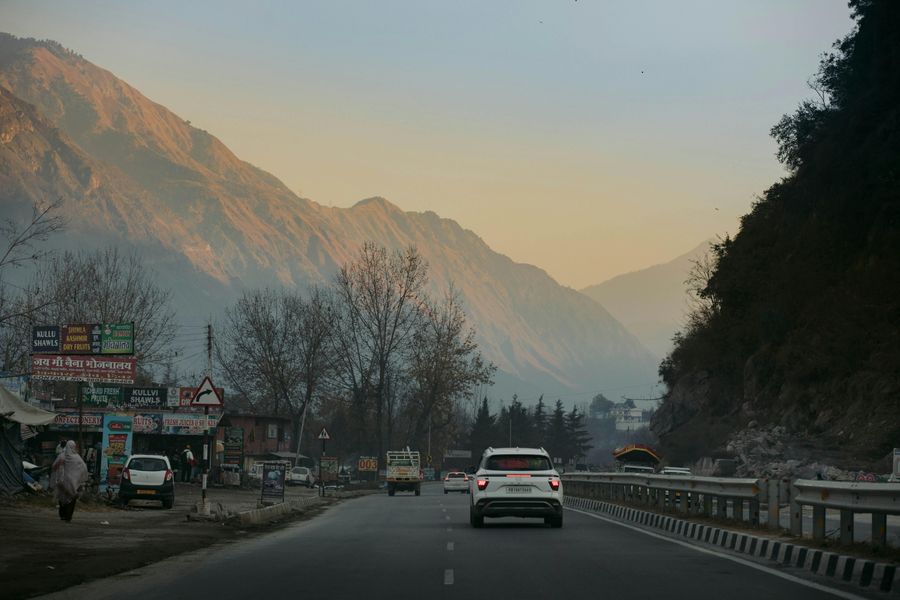 Delhi to Manali via car
