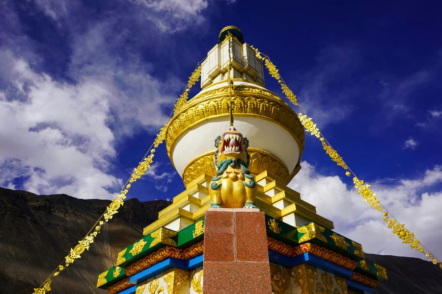 Golden Stupa (Nalanda Institute)