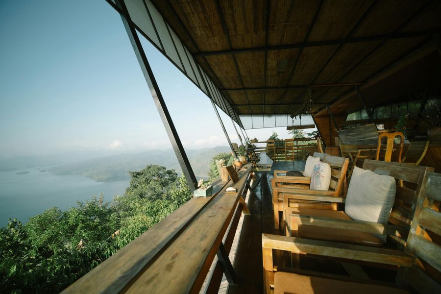 Local Mountain Cafés