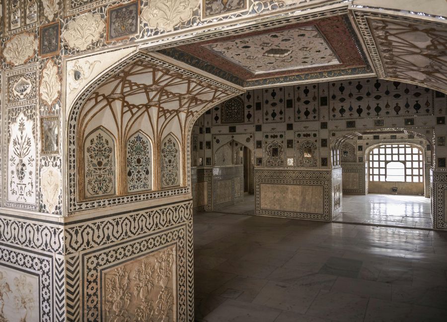 Mirror Work Interior