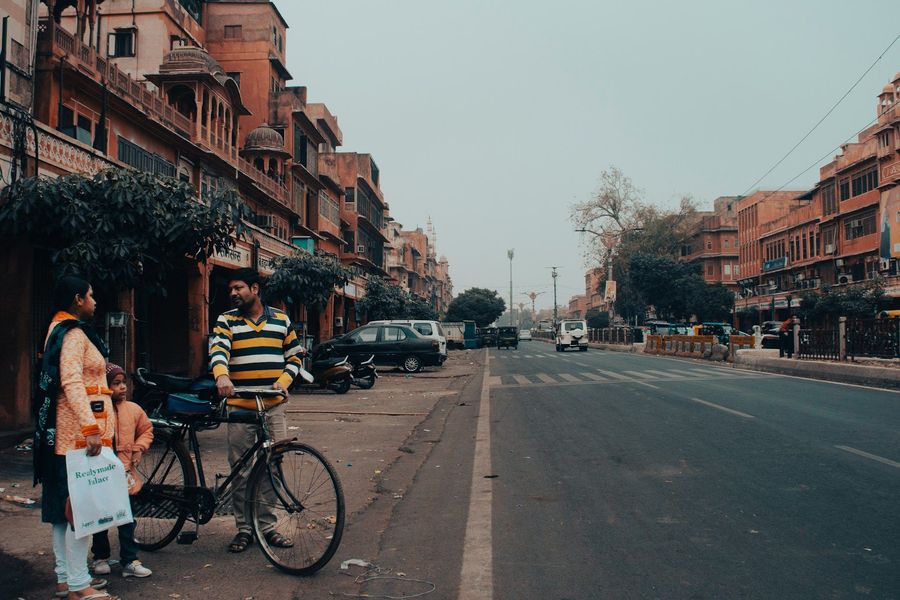 Cycling Tour through the Pink City
