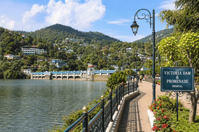 Victoria Dam & Promenade