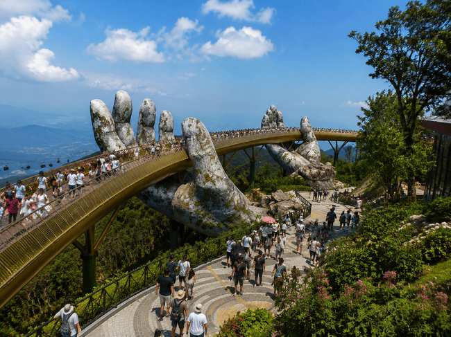 Exploring Ba Na Hills and the Golden Bridge
