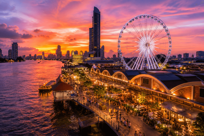 Asiatique The Riverfront