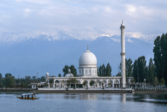Hazratbal Shrine