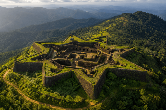 Manjarabad Fort