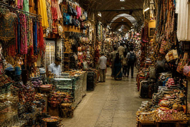 Walk through Old Bara Bazaar