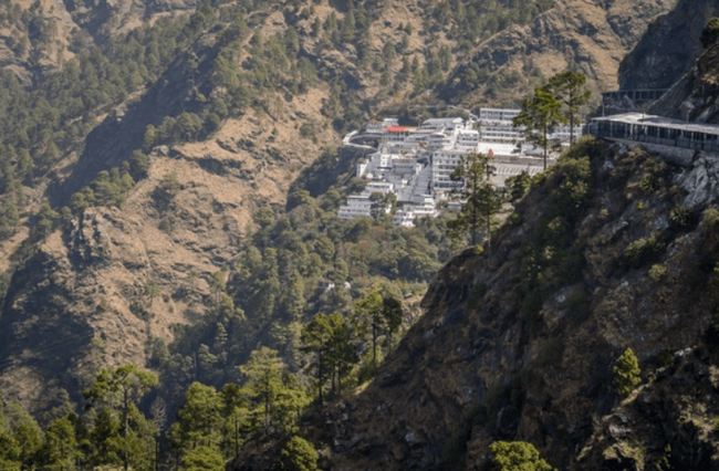 Trek to Vaishno Devi Shrine