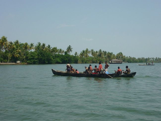 Canoeing in Vembanad Lake