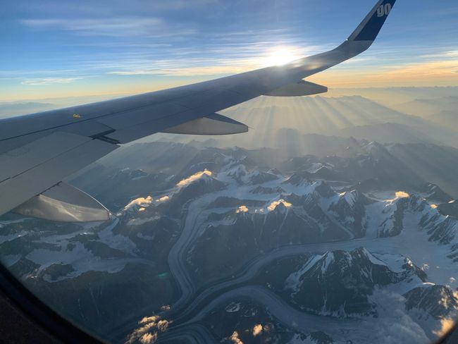 Mountain Flight to See Everest