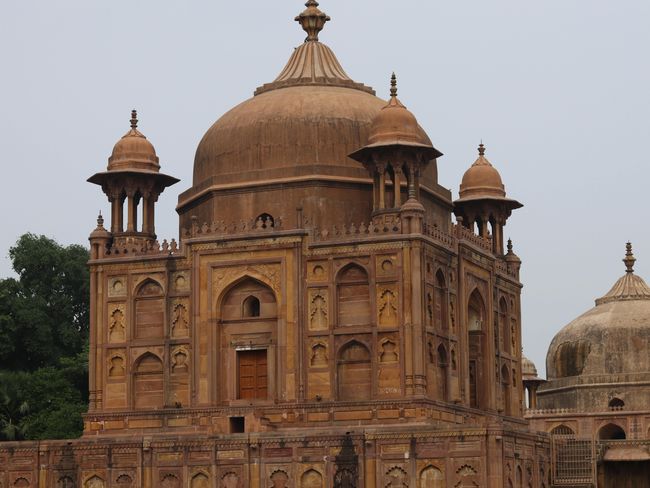 Khusro Bagh