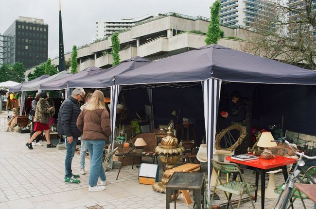 Rummaging the Mauerpark Flea Market