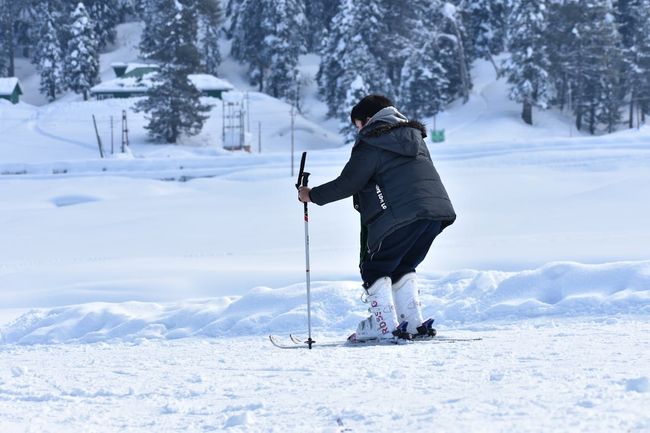 Skiing in Gulmarg