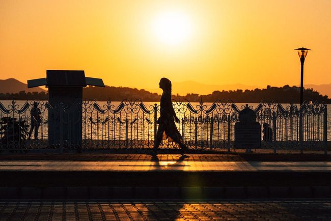 Mutrah Corniche Sunset Walk