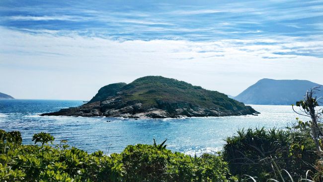 Lamma Island Hike & Seafood