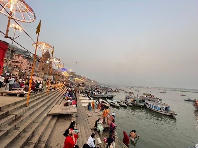 Ganga Ghats Walk (Assi to Dashashwamedh, with lane detours) 