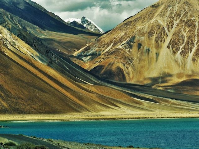 Color-Changing Waters