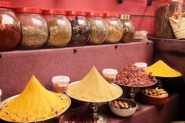 Spice and snack lanes