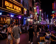 Experiencing the Nightlife on Bui Vien Street 
